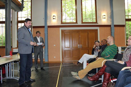 Ensemble Schlossfestspiele vorgestellt (Foto: Karl-Heinz Herrmann) Ensemble Schlossfestspiele vorgestellt (Foto: Karl-Heinz Herrmann)