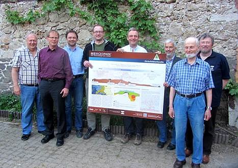 Der erste Preis (Foto: Förderverein Deutsches Gipsmuseum und Karstwanderweg e.V. Firouz Vladi) Der erste Preis (Foto: Förderverein Deutsches Gipsmuseum und Karstwanderweg e.V. Firouz Vladi)