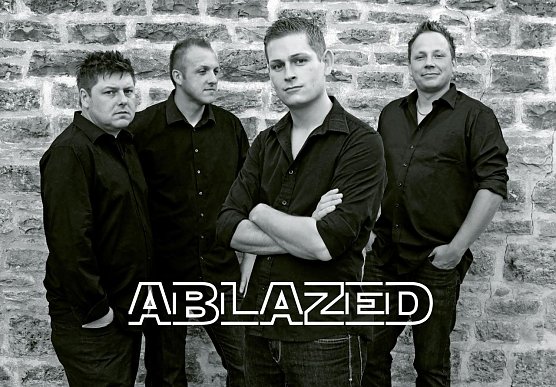 Ablazed spielen auf dem Fest der Vereine in Kleinfurra (Foto: Ronald Dambor)