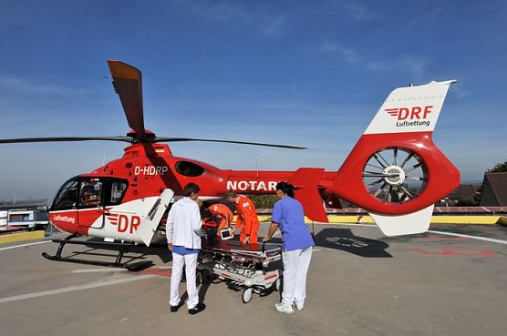 Luftretter (Foto: DFR) Luftretter (Foto: DFR)
