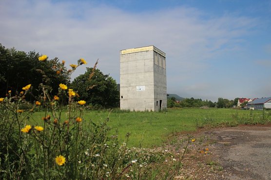 Der Turm der Stiehl Werke (Foto: Angelo Glashagel)
