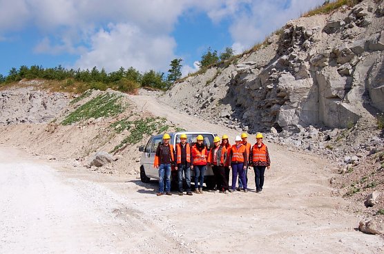 Erkundung des heimischen Bergbaus (Foto: Fachhochschule Nordhausen) Erkundung des heimischen Bergbaus (Foto: Fachhochschule Nordhausen)