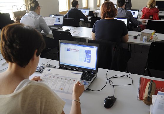 Neues Prüfungsverfahren (Foto: IHK Erfurt) Neues Prüfungsverfahren (Foto: IHK Erfurt)