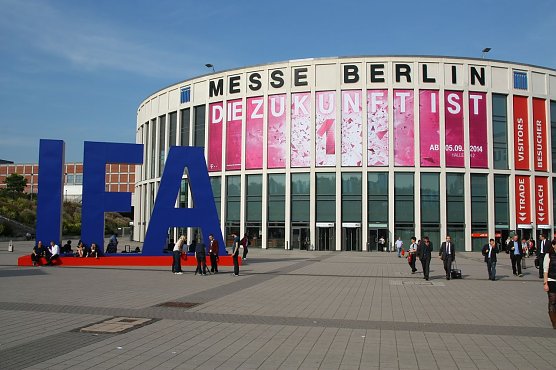 Besuch auf der IFA (Foto: Grandner)
