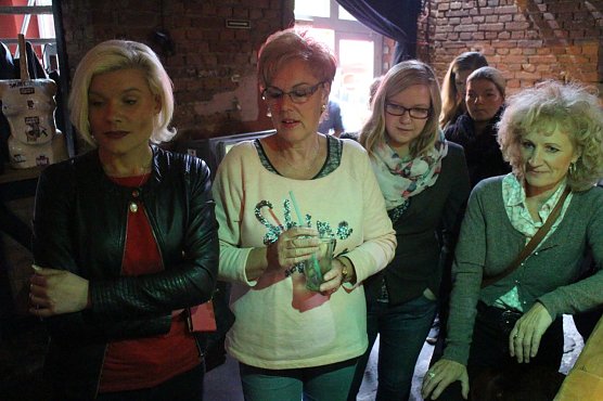 Die Ern&uuml;chterung kam bei der Bekanntgabe der anzunehmenden Sitzverteilung im Landtag (Foto: Angelo Glashagel)