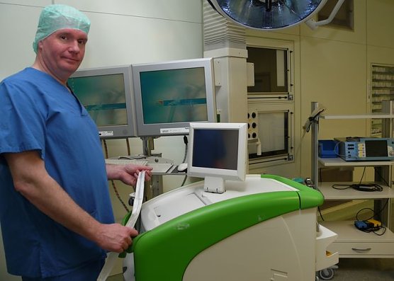 Gr&uuml;nes Licht im OP (Foto: SHK)