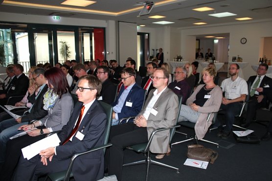 Steuerberaterforum (Foto: Ulrike Meyer) Steuerberaterforum (Foto: Ulrike Meyer)