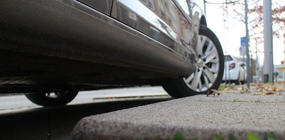 Gef&auml;hrliches Parken (Foto: nnz)