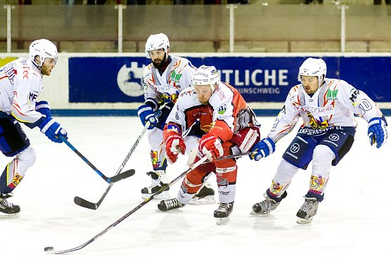 Erste Heimniederlage (Foto: Reinelt / Sportfotos BS)