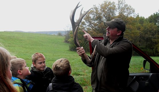 Wandertag mit Jäger (Foto: privat) Wandertag mit Jäger (Foto: privat)