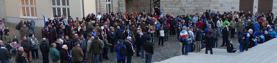 Demo f&uuml;r den Albert-Kuntz-Sportpark (AKS) (Foto: nnz)