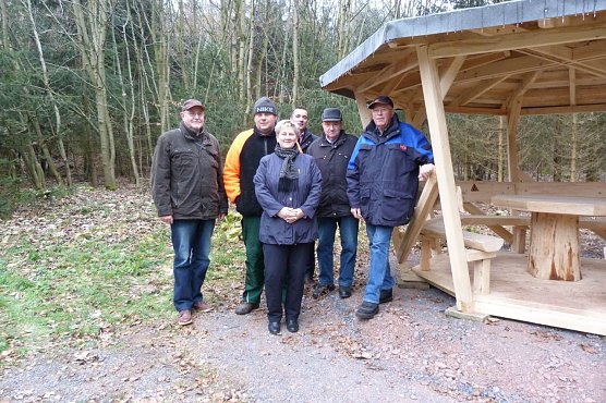 Rast und Ruhe f&uuml;r Wanderer - neue H&uuml;tte am Kaulberg  (Foto: Harzklubzweigverein Ilfeld Wiegersdorf)
