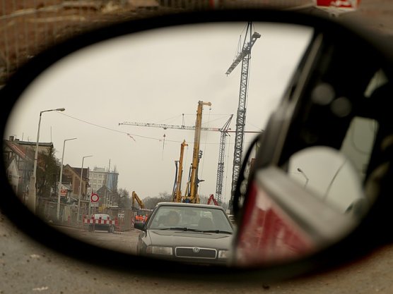 Baustelle taucht ab (Foto: nnz)