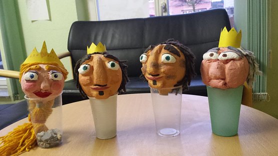 Puppen f&uuml;r den Schweinehirt (Foto: privat)