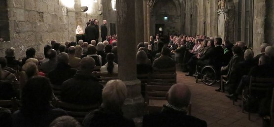 Konzert im Kreuzgang (Foto: nnz)