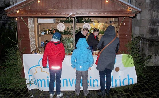 St&uuml;rmerischer Weihnachtsmarkt (Foto: Fuhr)