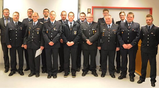Bef&ouml;rdert und geehrt (Foto: Feuerwehr Bleicherode)