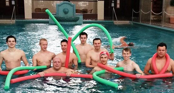 Vorbereitung im Wasser (Foto: privat) Vorbereitung im Wasser (Foto: privat)