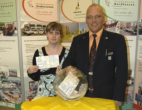 Gewinner gezogen (Foto: Stadtwerke) Gewinner gezogen (Foto: Stadtwerke)