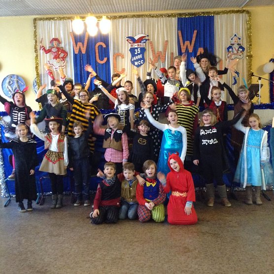 "WiWau" - der Faschingsruf ert&ouml;nte in der Grundschule Wipperdorf am Montag immer wieder (Foto: Grundschule Wipperdorf)