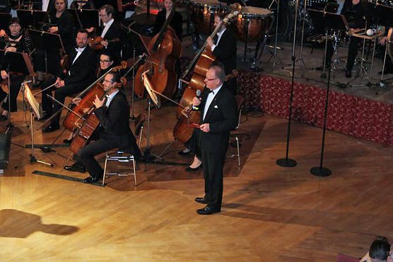 nnz/kn: Ballgefl&uuml;ster mit Premiere (Foto: Karl-Heinz Herrmann)