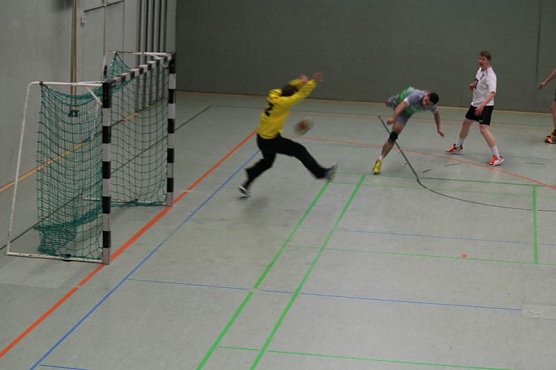 Handballer beim Derby (Halbzeit) (Foto: Karl-Heinz Herrmann)