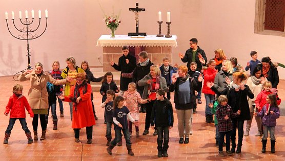 Gemeinsamer Tanz (Foto: privat) Gemeinsamer Tanz (Foto: privat)