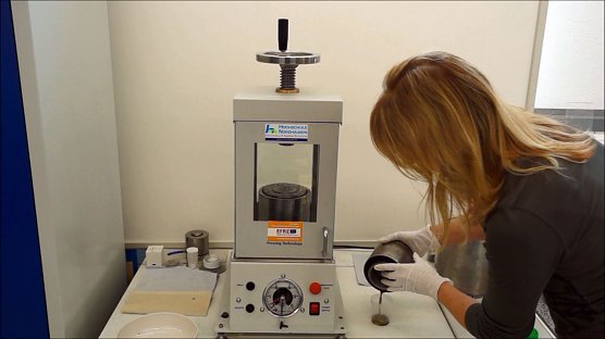 Pr&uuml;ftechnik (Foto: privat)