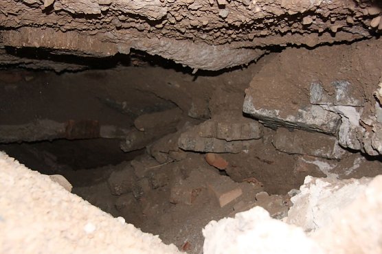 Gr&ouml;&szlig;er als gedacht - Hohlraum am Salzagraben (Foto: Jessica Pieper)