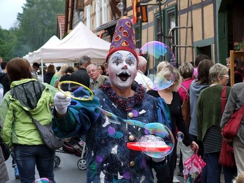 Der 25. Kunstmarkt lockt... (Foto: Kunsthof Friedrichsrode)