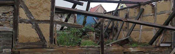 Hauswand eingest&uuml;rzt (Foto: nnz)