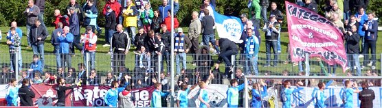 Die Spieler bedanken sich bei den Fans (Foto: nnz)