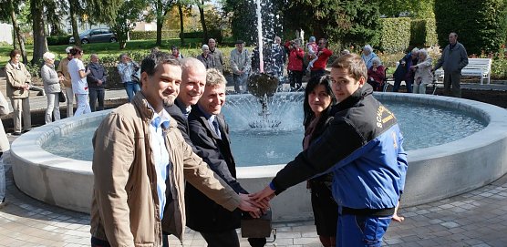 Wasser marsch! im Rosengarten (Foto: nnz)