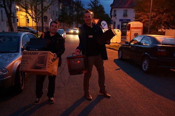 Das Forschungsteam Umwelt- und Recyclingtechnik der HSN startete in Nordhausen einen Feldversuch zum Recyclingverhalten (Foto: Tina Bergknapp/HSN)