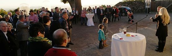 Der Festsaal ist er&ouml;ffnet (Foto: nnz)