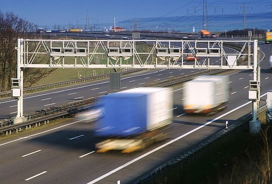 Kontrollbr&uuml;cke (Foto: Toll Collect)
