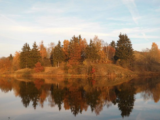 Der Obere Teich in Stiege am 31.10.2015 im Abendlicht. Bilder von Bernd Thielbeer aus Nordhausen (Foto: Bernd Thielbeer)