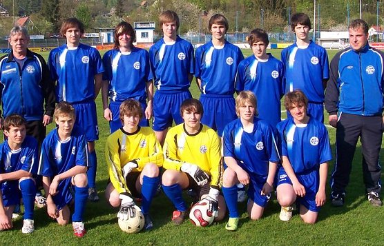 Neue TRikots (Foto: S. Arm)