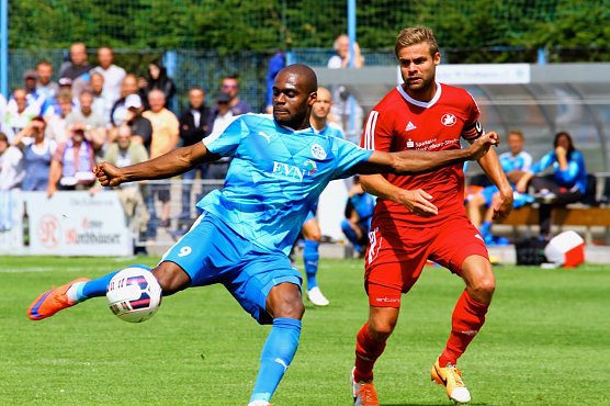 Ob Makangu in der Startelf aufl&auml;uft ist noch nicht klar (Foto: Bernd Peter)