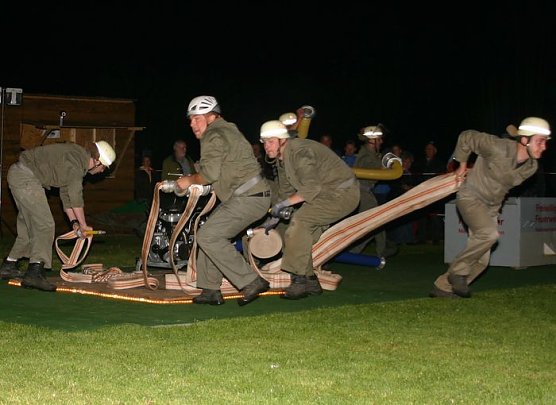 Übung in der Nacht (Foto: FFW) Übung in der Nacht (Foto: FFW)
