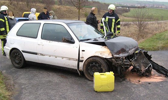 Unfall bei Elende (Foto: Feuerwehr Bleicherode)