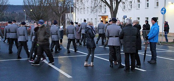 Anwärter in Sondershausen vereidigt (Foto: Karl-Heinz Herrmann) Anwärter in Sondershausen vereidigt (Foto: Karl-Heinz Herrmann)