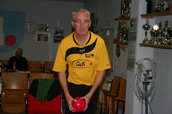 Karl-Josef Gleitzes unwiderstehlicher Schlussspurt sichert NSV-Sieg (Foto: Uwe Tittel)