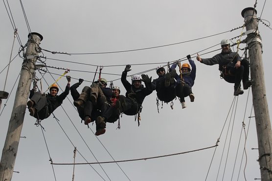 Die j&auml;hrliche Sicherheits&uuml;berpr&uuml;fung ist bestanden - am Peterstein kann bald wieder geklettert werden (Foto: R&uuml;diger Neitzke)