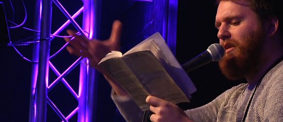 Poetryslam im Clubhaus Nordhausen (Foto: Angelo Glashagel)