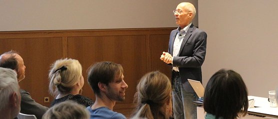 Rüdiger Dalhke im Nordhäuser Bürgerhaus (Foto: Angelo Glashagel) Rüdiger Dalhke im Nordhäuser Bürgerhaus (Foto: Angelo Glashagel)