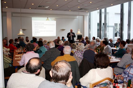 Dr. Burgmeier lockte zahlreiche Besucher in die HELIOS Klinik Bleicherode (Foto: Helios Klinik Bleicherode)