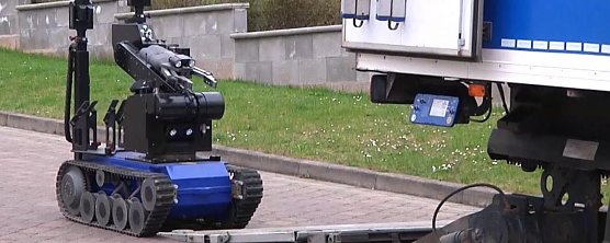 Verdächtiger Koffer war zündfähig (Foto: Angelo Glashagel) Verdächtiger Koffer war zündfähig (Foto: Angelo Glashagel)