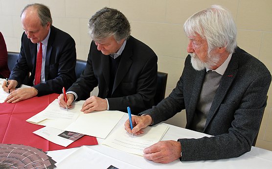 Internationaler Kompositionswettbewerb ausgelobt (Foto: Karl-Heinz Herrmann) Internationaler Kompositionswettbewerb ausgelobt (Foto: Karl-Heinz Herrmann)