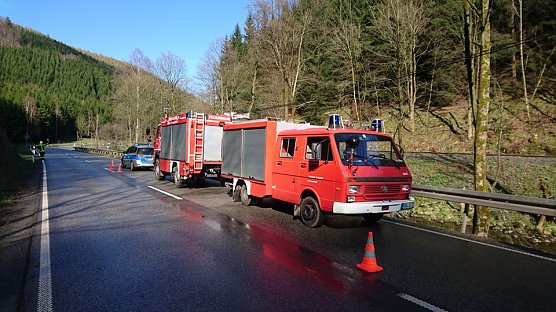 Unfallstelle abgesichert (Foto: Feuerwehr Harztor)